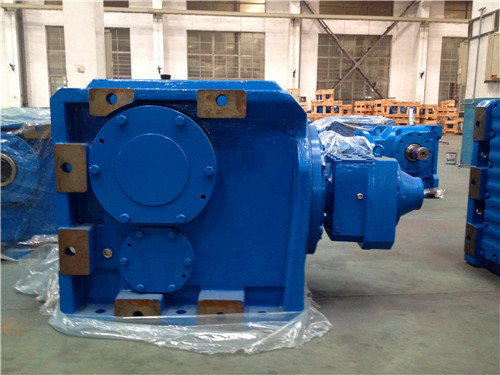 為什么減速機(jī)會(huì)出現(xiàn)漏油問(wèn)題？